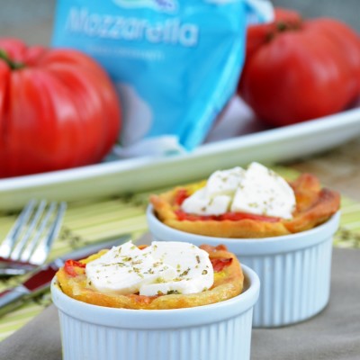 Mini tarte cu rosii si mozzarella