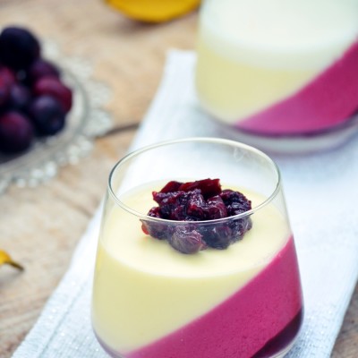 Panna cotta cu cirese si lamaie